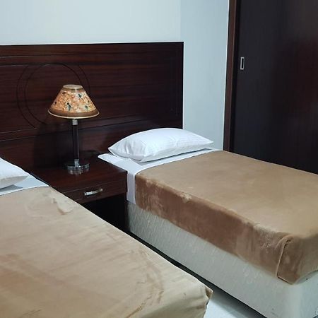 Ivory Hotel Apartments Abu Dhabi Buitenkant foto