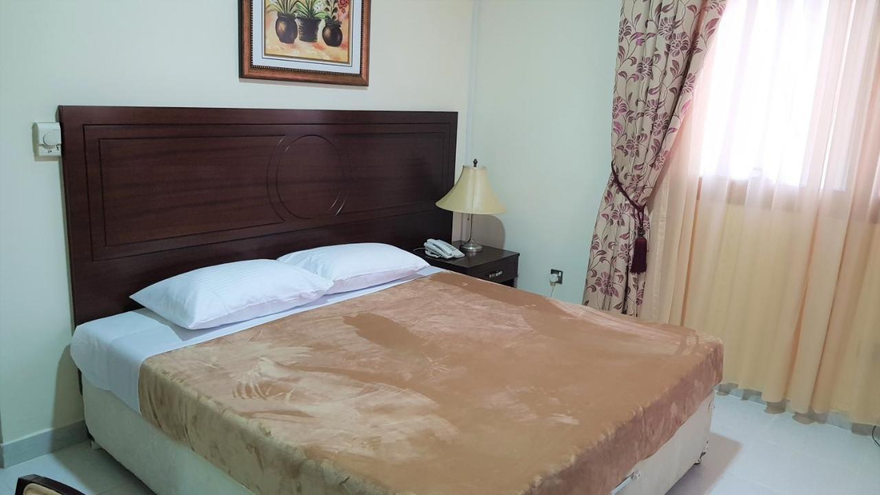 Ivory Hotel Apartments Abu Dhabi Buitenkant foto