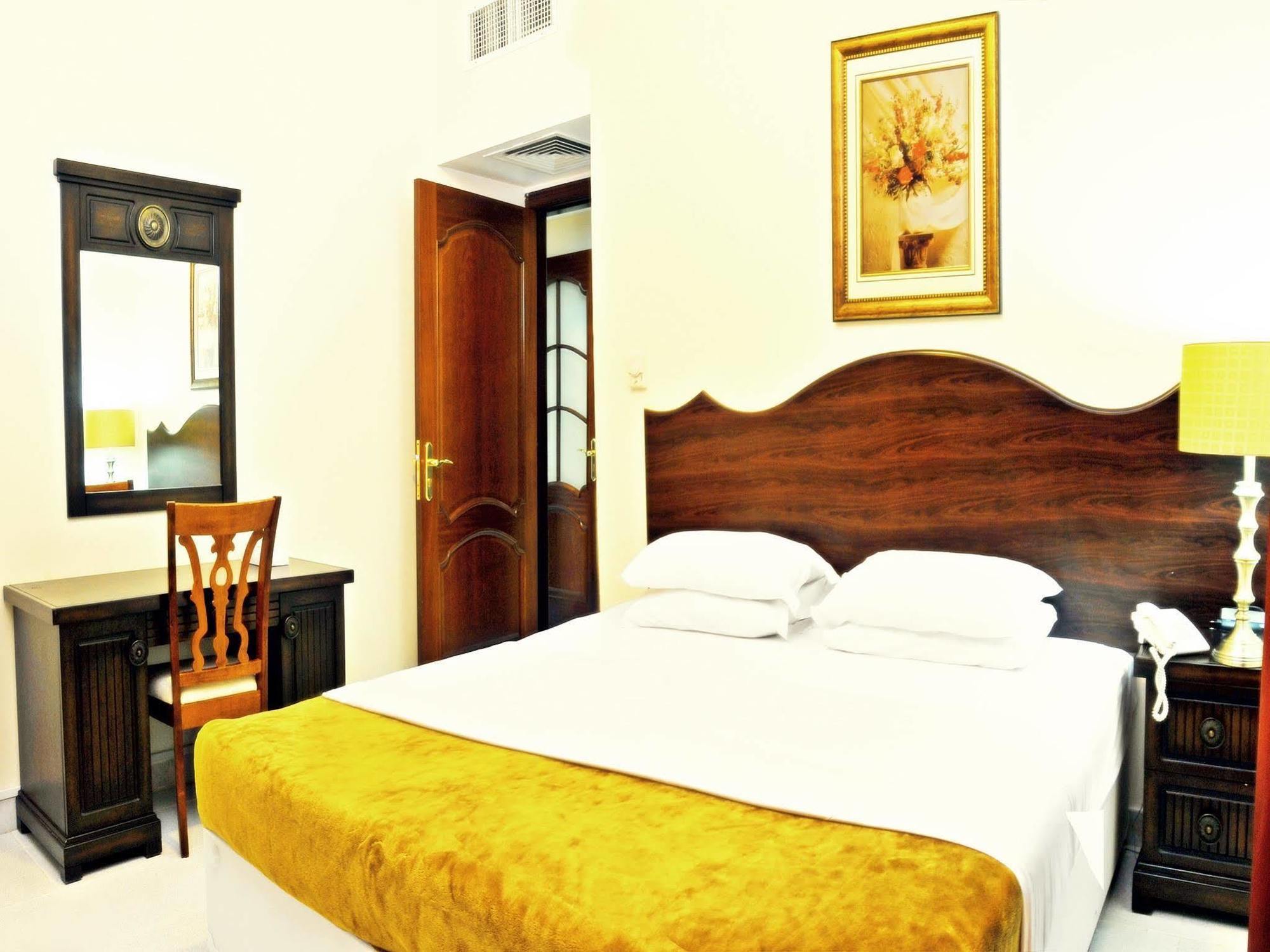 Ivory Hotel Apartments Abu Dhabi Buitenkant foto