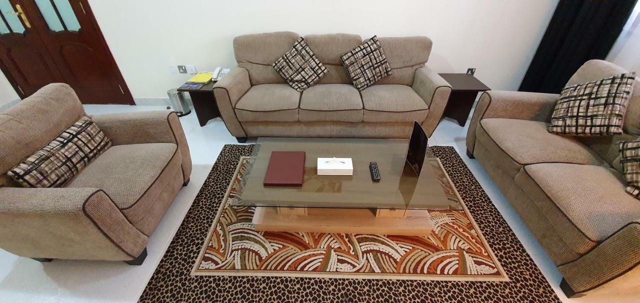 Ivory Hotel Apartments Abu Dhabi Buitenkant foto