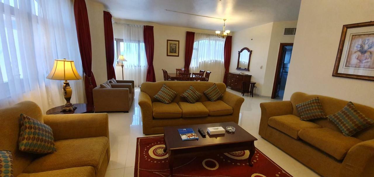 Ivory Hotel Apartments Abu Dhabi Buitenkant foto